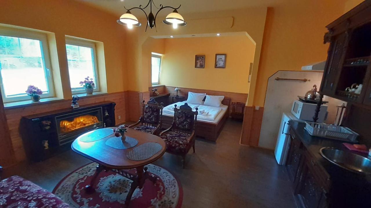 Resort Chribska Apartmany Adri Dış mekan fotoğraf